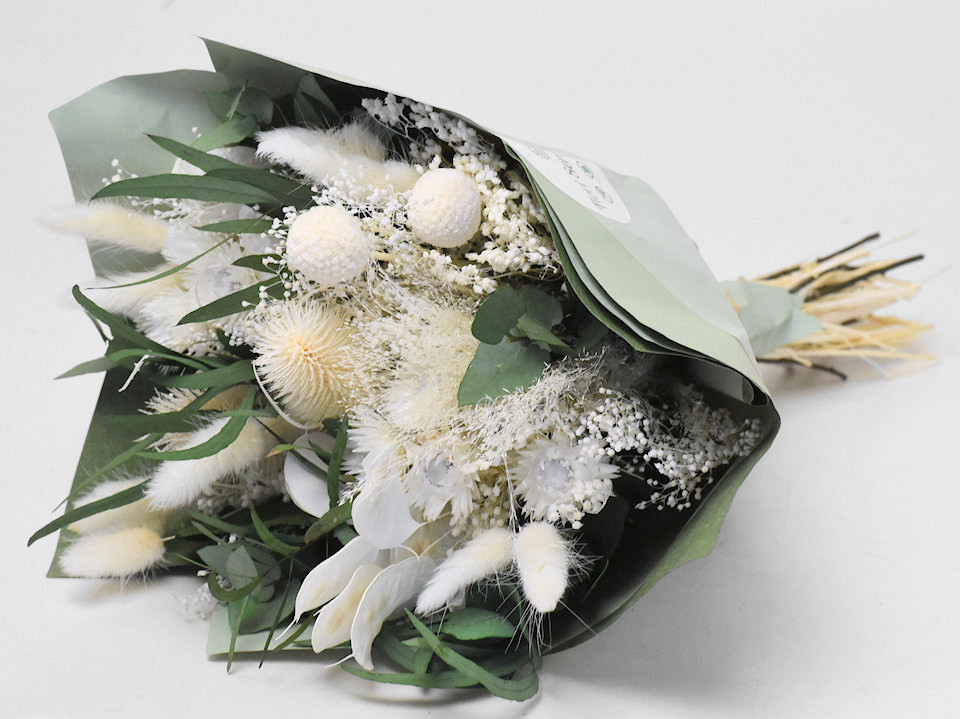 Dried Flower Bouquet White