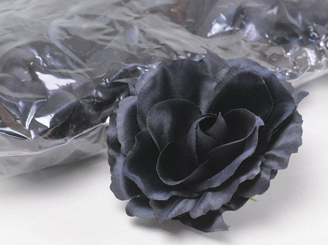 Künstliche Rose Schwarz D11cm