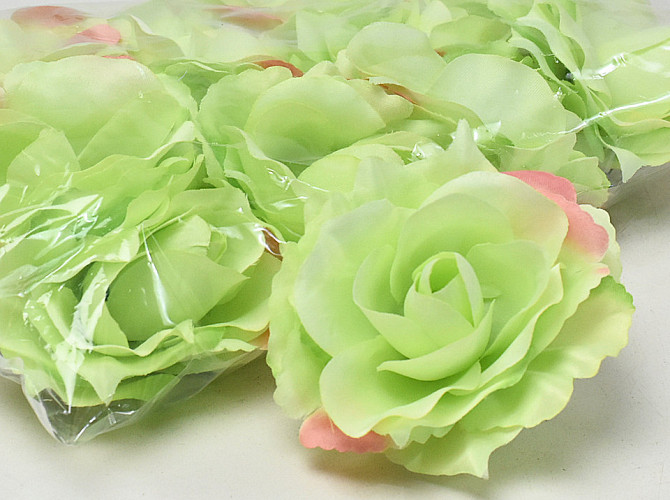 Artificial Rose Green D11cm