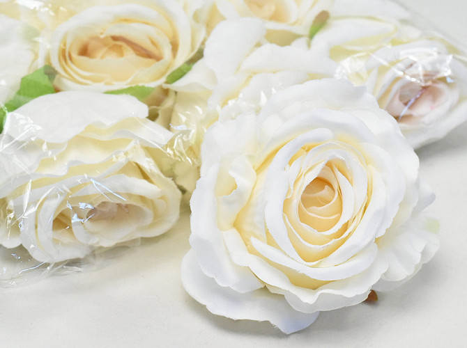 Artificial Rose White D10cm