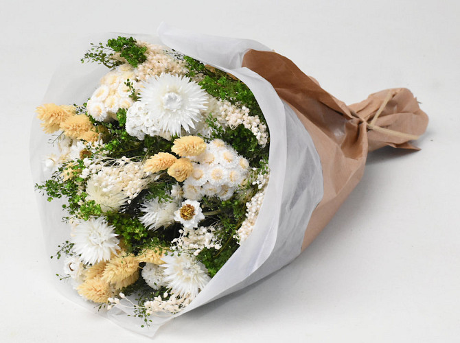 Dried Flower Bouquet Green/White 40cm