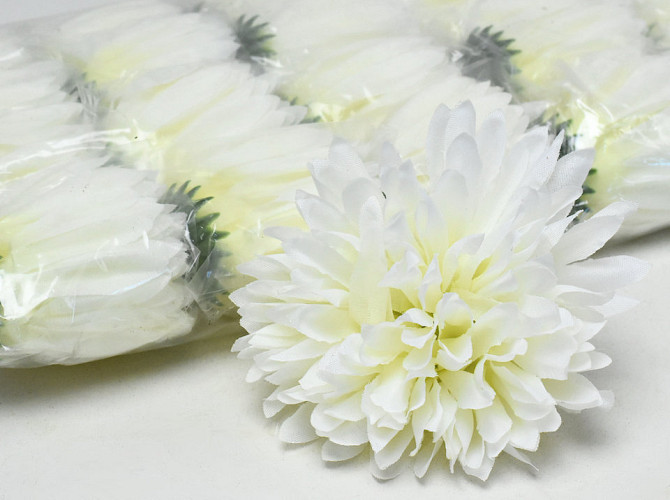 Artificial Chrysanthemum Cream D12cm