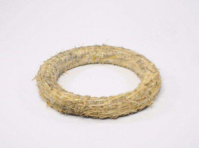 Basic Straw Wreath 30cm